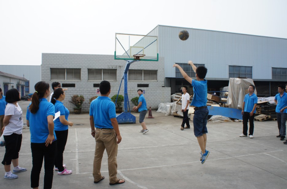 贏勝橡塑舉辦“悅享中秋，情系殼寶”中秋活動